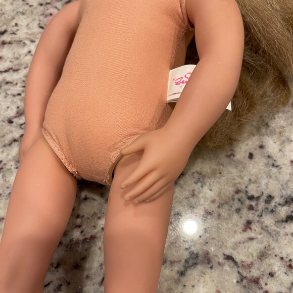 Our Generations 18" Blonde Doll by Battat Articulating Limbs - Picture 8 of 13